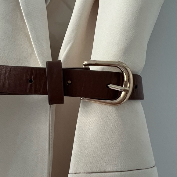 Love Bonito Serita Shoulder Padded Tailored Shift Dress Cream NWT - Picture 2 of 10